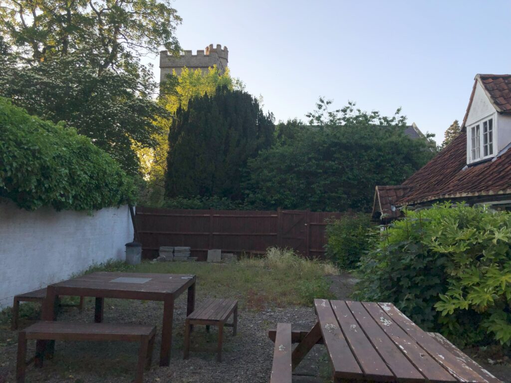 Outdoor Eating Area at Cabot House