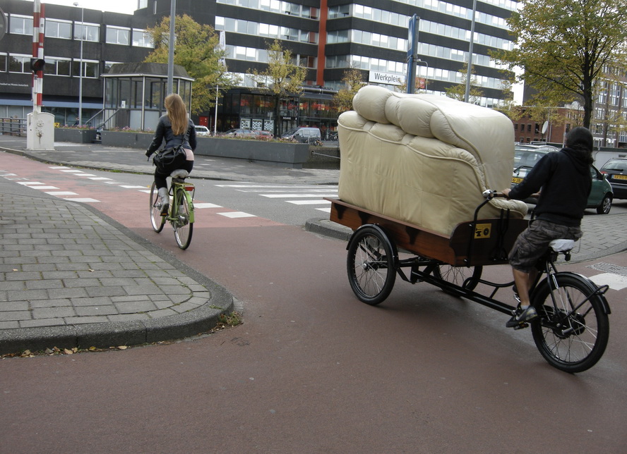 sofas on bike resize